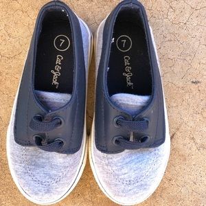 Cat and Jack Boys shoe